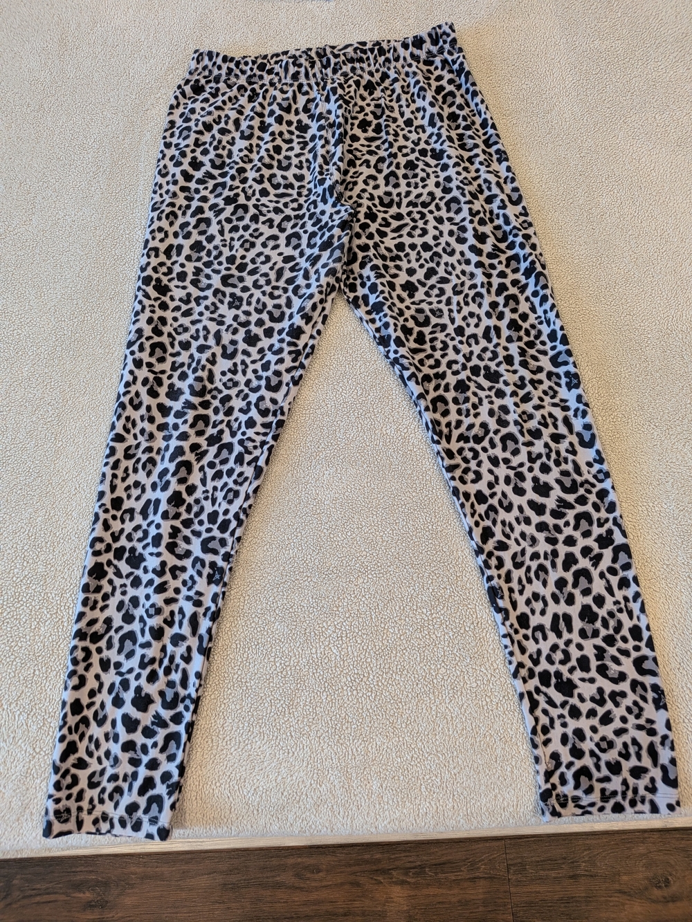 Sweetlegs Leopard Print  Leggings